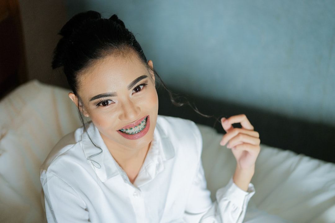 Best Invisible Braces for Adults: 5 Options Compared by a Dentist