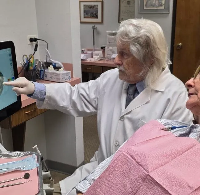 Dental treatment room with advanced technology